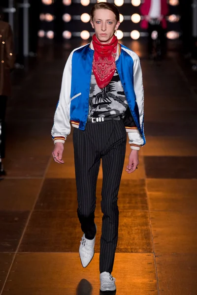 Look 41